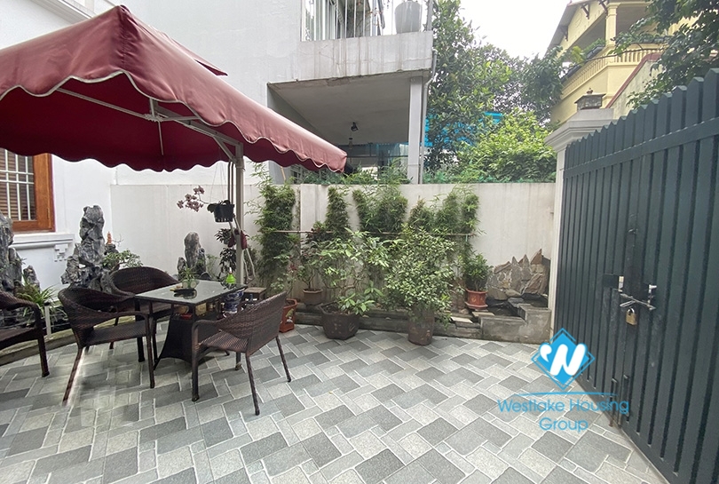 Garden house 4 bedrooms river view for rent in Ngoc Thuy, Long Bien district